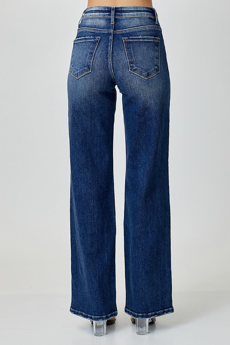 Mid Rise Straight Risen Jeans