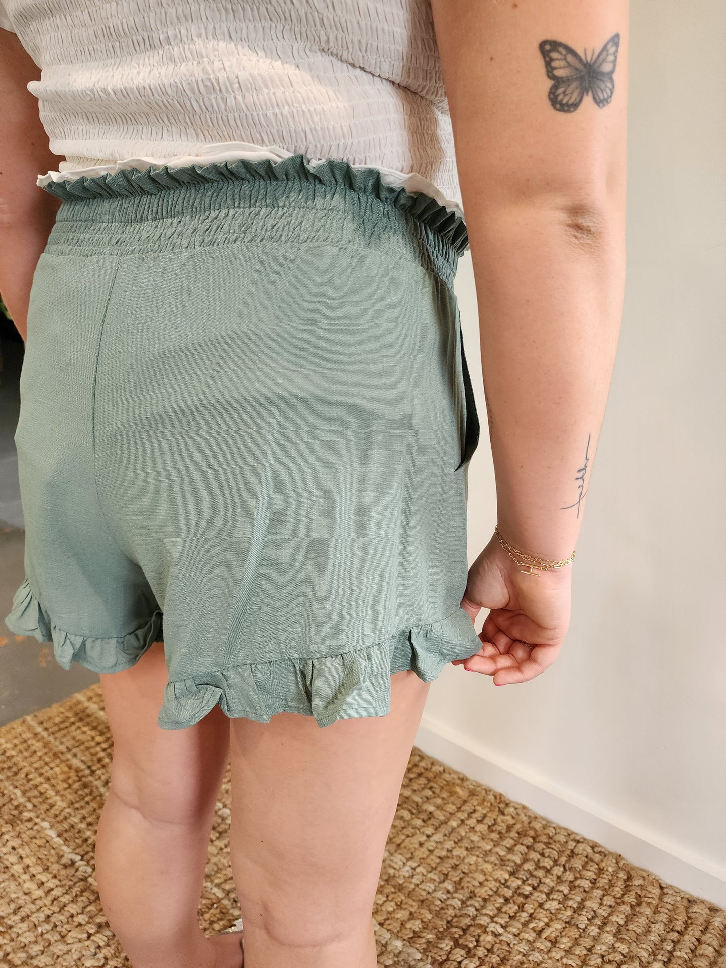 Dry Herbs Smocked Ruffle Shorts