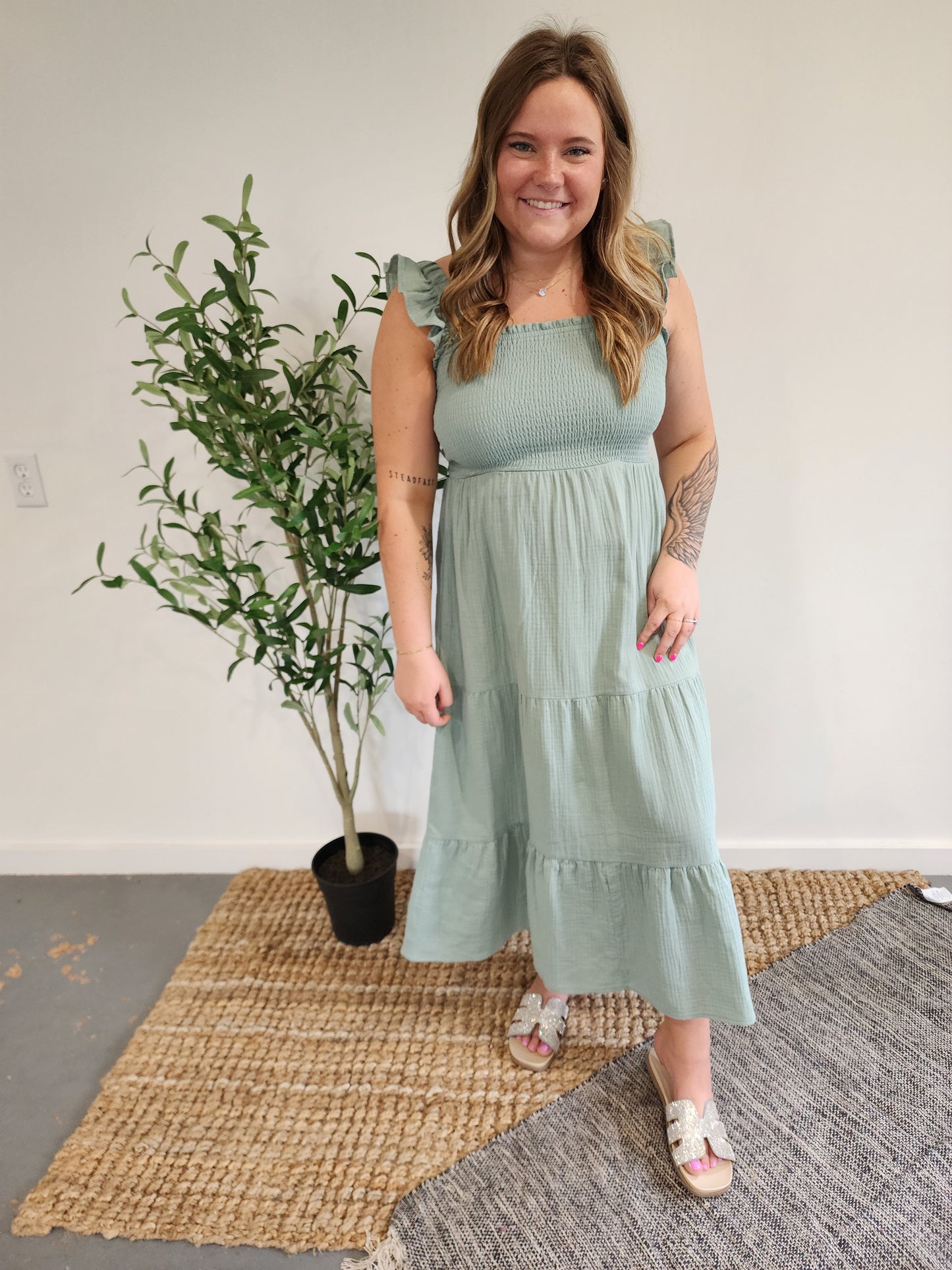 Sleeveless Smocked Bodice Strappy Back Midi Dress