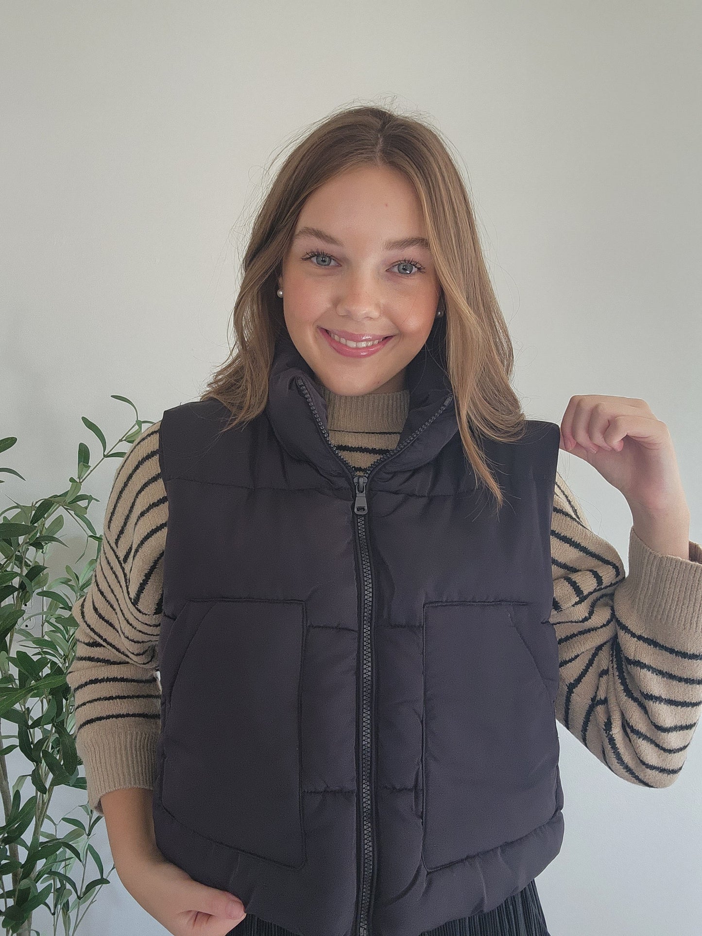 Black Puffer Vest With Pockets Front