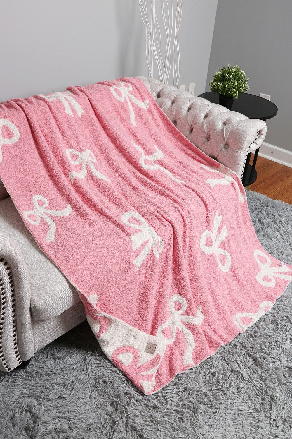 Ribbon Throw Blanket - Adult