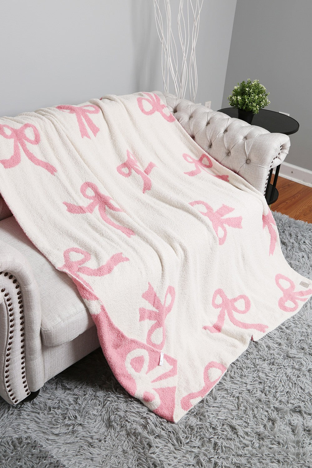 Ribbon Throw Blanket - Adult