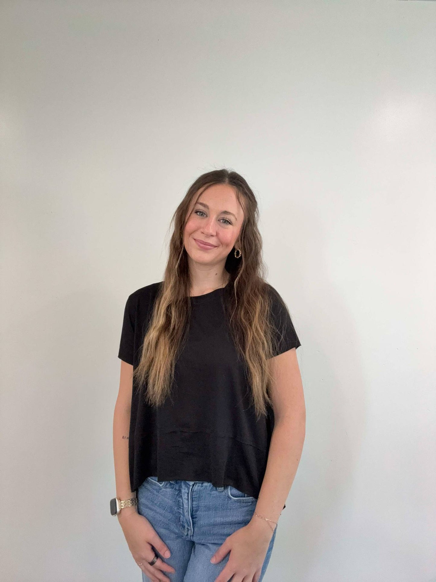 Shark Bite Side Slit Short Sleeve Top