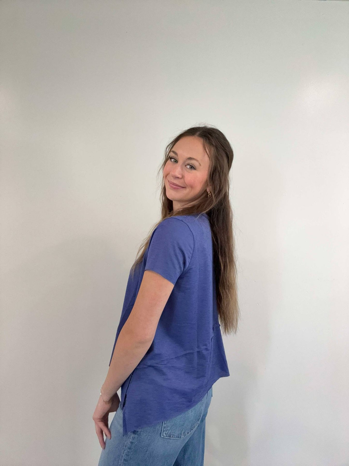 Shark Bite Side Slit Short Sleeve Top